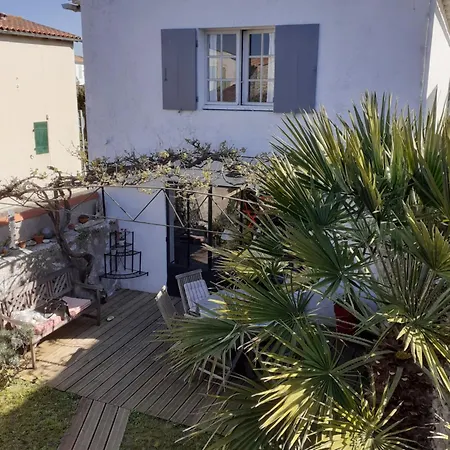 Сasa de vacaciones Maison De Famille *